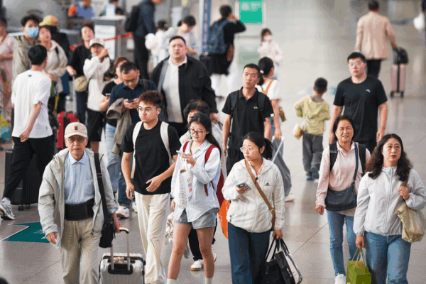 657M Cross-Regional Trips Boost Dragon Boat Festival Travel 657M_Cross_Regional_Trips_Boost_Dragon_Boat_Festival_Travel