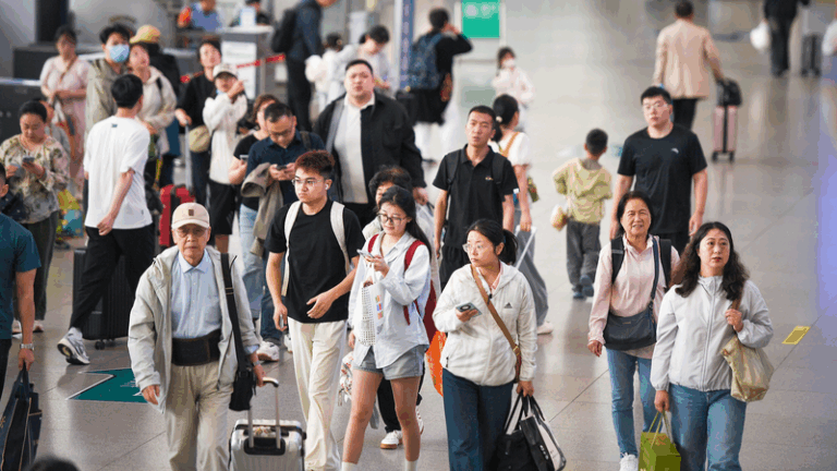 657M_Cross_Regional_Trips_Boost_Dragon_Boat_Festival_Travel - Namaste Headlines 657M_Cross_Regional_Trips_Boost_Dragon_Boat_Festival_Travel