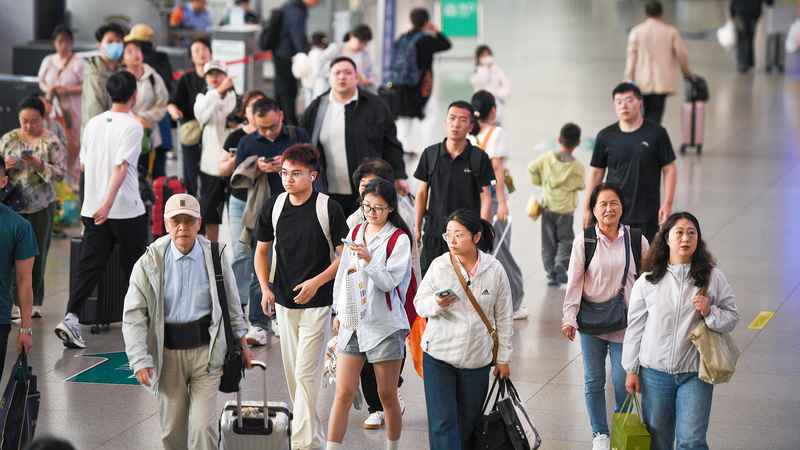 657M_Cross_Regional_Trips_Boost_Dragon_Boat_Festival_Travel - Namaste Headlines 657M_Cross_Regional_Trips_Boost_Dragon_Boat_Festival_Travel