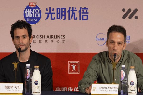 Argentine Director Hails China’s Film Industry Boom Argentine_Director_Hails_China_s_Film_Industry_Boom video poster