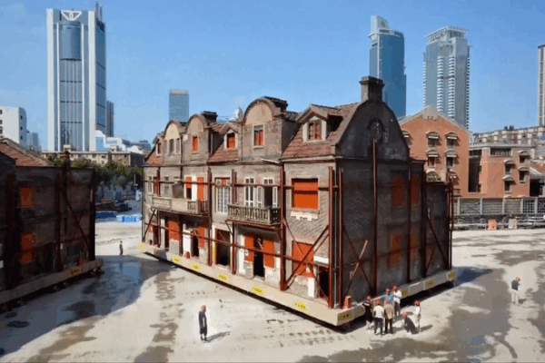 432 Robot Walkers Bring Shanghai’s Historic Complex Home 432 Robot Walkers Bring Shanghai’s Historic Complex Home video poster