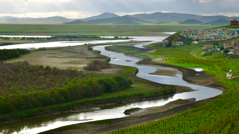 C7P3XFEAU7IRRWRQJXJ8 - Namaste Headlines Ruoergai’s Yellow River Wetland Wonder