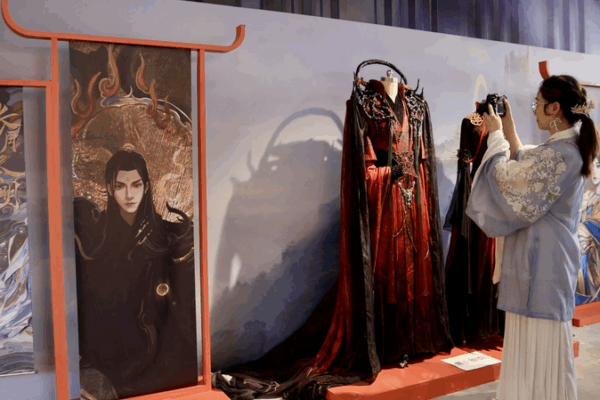 CPOP Unpacked: Pop Culture Magic in Hangzhou CPOP_Unpacked__Pop_Culture_Magic_in_Hangzhou video poster