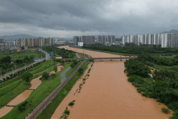 China Red Alert: Mountain Torrents Threaten Six Provinces China_Red_Alert__Mountain_Torrents_Threaten_Six_Provinces