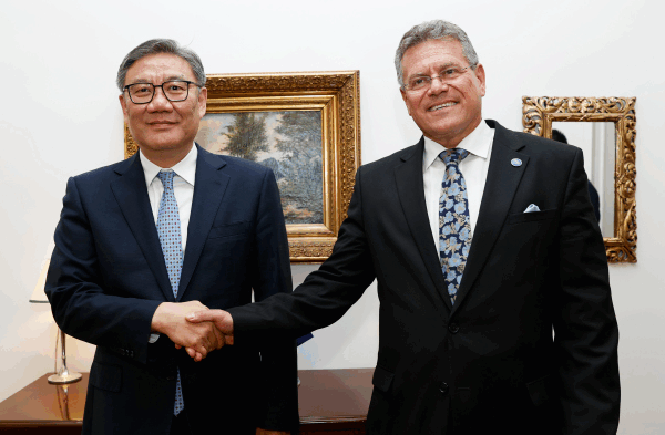 China & EU Gear Up for Trade Boost at WTO Paris China___EU_Gear_Up_for_Trade_Boost_at_WTO_Paris