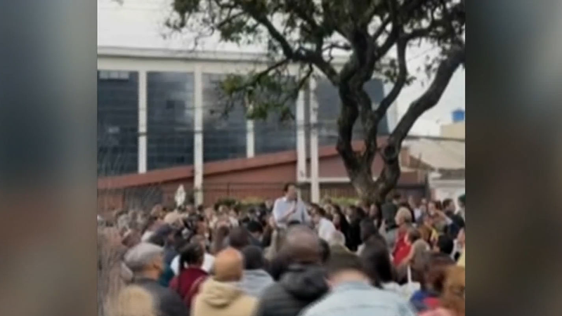 Colombian Campaign Chaos: Candidate Shot & Quake Strikes Colombian_Campaign_Chaos__Candidate_Shot___Quake_Strikes video poster