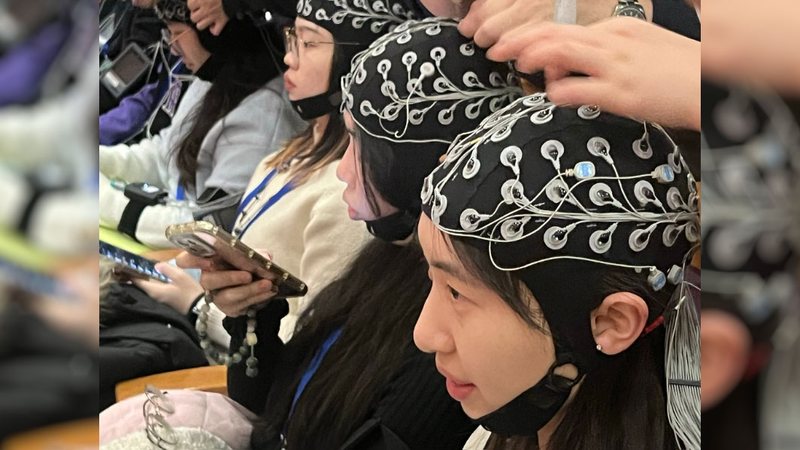 DJSIQILRYKSJBPJ9XC58 - Namaste Headlines Live Art Ignites Brainwaves: Tsinghua’s BCI Breakthrough