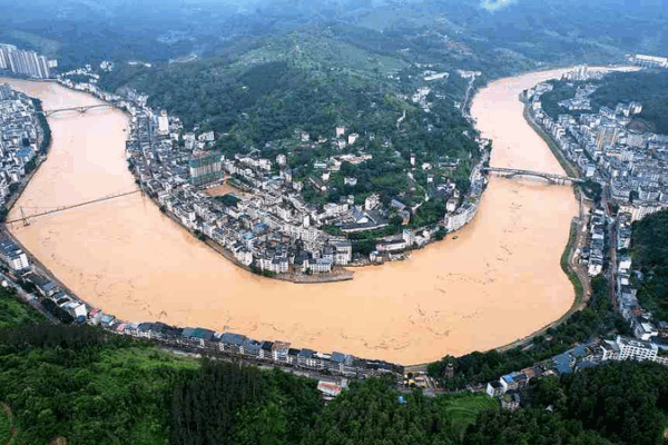 Flood Crisis in Guizhou: Rescue Ops Underway 🚨 Flood Crisis in Guizhou: Rescue Ops Underway 🚨 video poster