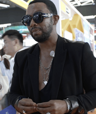 David Tlale Applauds China’s Transformation & Zero-Tariff Impact David_Tlale_Applauds_China_s_Transformation___Zero_Tariff_Impact video poster
