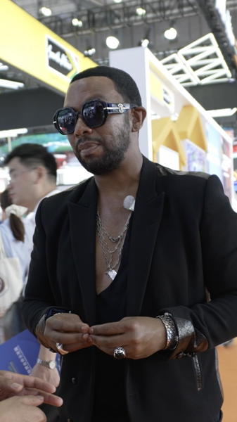 David_Tlale_Applauds_China_s_Transformation___Zero_Tariff_Impact video poster