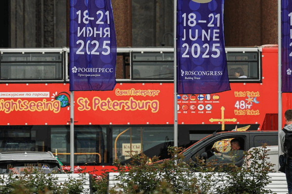 Ding Xuexiang to Boost Global Ties at St. Petersburg Forum Ding_Xuexiang_to_Boost_Global_Ties_at_St__Petersburg_Forum