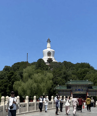Discover the Charm of Beihai Park: History Meets Nature Discover_the_Charm_of_Beihai_Park__History_Meets_Nature video poster