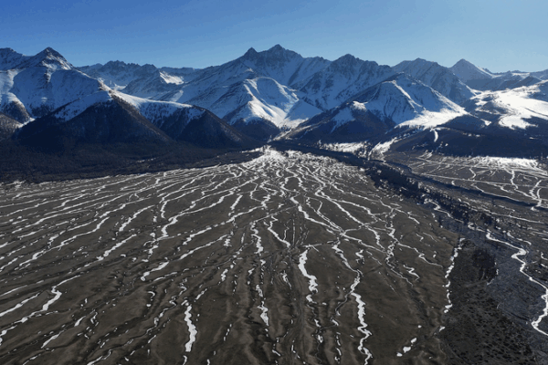 Flowing Innovation: Tianshan Watershed Data Unveiled! Flowing_Innovation__Tianshan_Watershed_Data_Unveiled_