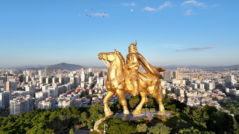 Fossils & Fantasy: Rethinking Taiwan’s Past Fossils___Fantasy__Rethinking_Taiwan_s_Past