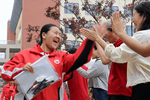 Gaokao 2025: Day 1 Brings Culture & Community Spirit Gaokao_2025__Day_1_Brings_Culture___Community_Spirit