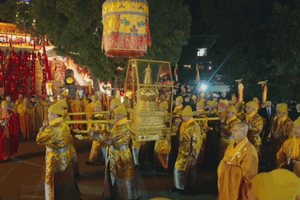 Golden 50: China & Thailand Celebrate Cultural Fusion & Innovation Golden_50__China___Thailand_Celebrate_Cultural_Fusion___Innovation