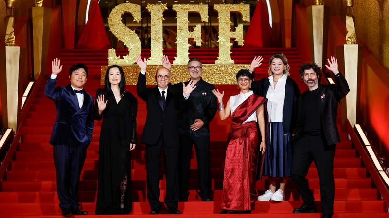 Golden Goblet Gala Dazzles at SIFF in Shanghai Golden_Goblet_Gala_Dazzles_at_SIFF_in_Shanghai