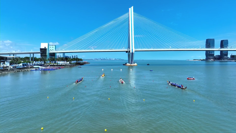 Hainan_Dragon_Boat_Festival_Dazzles_in_Haikou___Sanya video poster