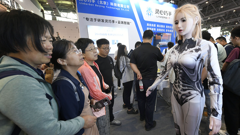 Hangzhou_Robot_Expo_2025__Tesla_Bot_Steals_the_Spotlight - Namaste Headlines Hangzhou_Robot_Expo_2025__Tesla_Bot_Steals_the_Spotlight