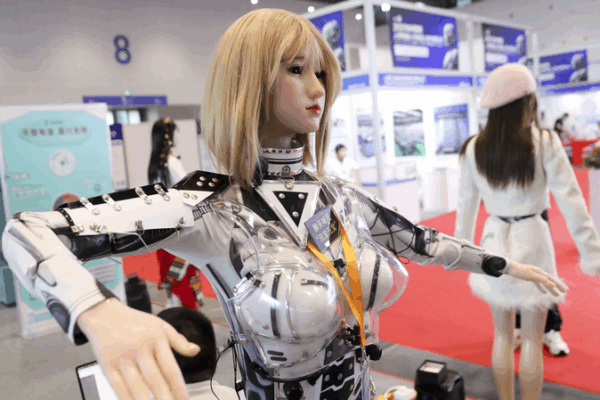 Hangzhou Robot Expo Sparks Humanoid Innovation Hangzhou_Robot_Expo_Sparks_Humanoid_Innovation