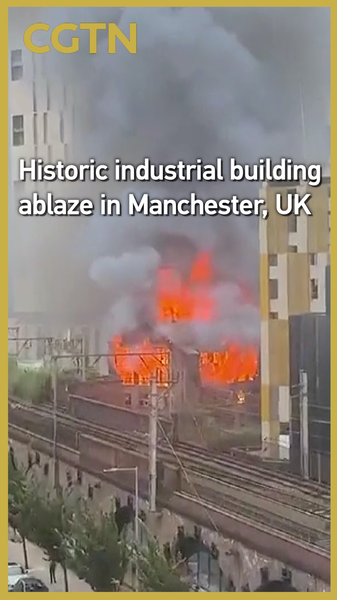 Historic Hotspur Press Building Ablaze in Manchester Historic_Hotspur_Press_Building_Ablaze_in_Manchester video poster