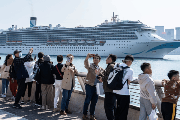 Hong Kong Shines With 20M Visitors as Cultural Events Spark Growth Hong_Kong_Shines_With_20M_Visitors_as_Cultural_Events_Spark_Growth