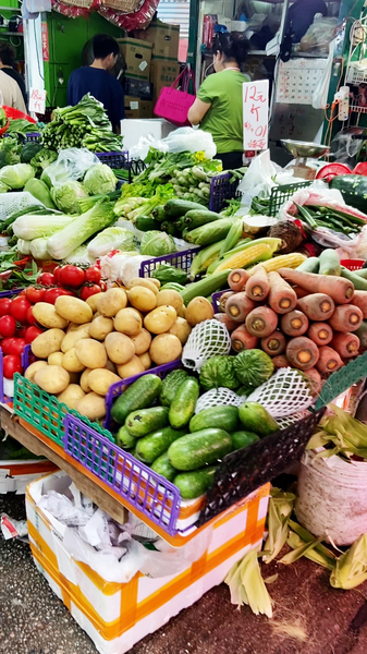 Hong_Kong_Street_Markets__A_Culinary_Adventure_poster - Namaste Headlines Hong_Kong_Street_Markets__A_Culinary_Adventure video poster