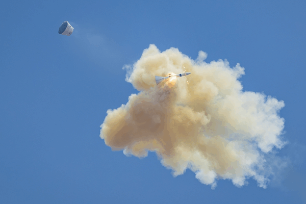 China’s Zero-Altitude Test Rockets Lunar Dreams China’s Zero-Altitude Test Rockets Lunar Dreams