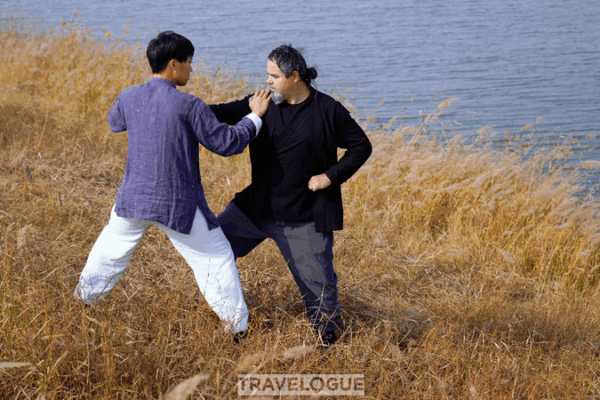 Liuhe Spear: Bajiquan’s Iconic Weapon Unleashed Liuhe_Spear__Bajiquan_s_Iconic_Weapon_Unleashed