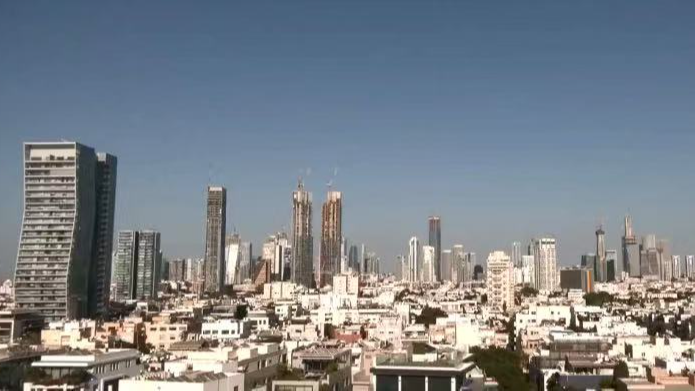 Live__Airstrikes_and_Missiles_Escalate_in_Iran_Israel_Conflict