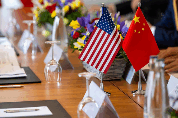 Phone_Call_Sparks_New_Chapter_in_US_China_Talks