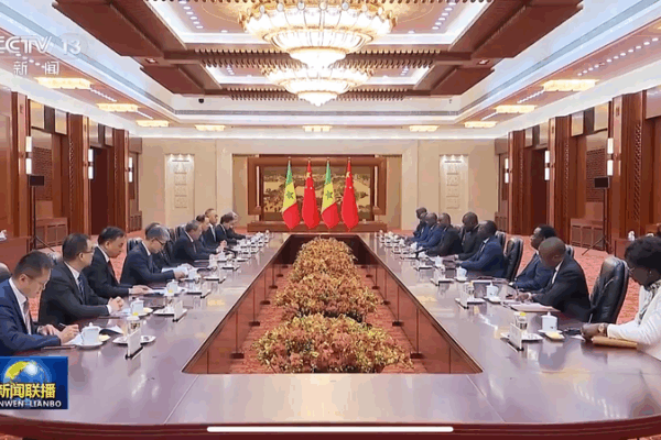 Premier Li Hails Fruitful China-Senegal Cooperation Premier_Li_Hails_Fruitful_China_Senegal_Cooperation