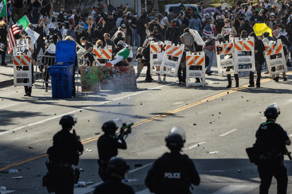 Protests Erupt Across U.S. Cities Amid Immigration Backlash Protests_Erupt_Across_U_S__Cities_Amid_Immigration_Backlash video poster