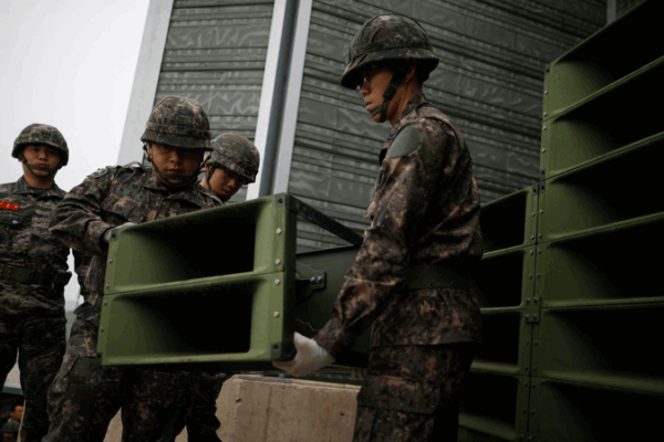 ROK Quiets Border Loudspeakers for Peace ROK_Quiets_Border_Loudspeakers_for_Peace