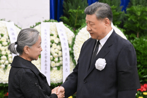 Solemn Farewell: Xu Qiliang Cremated in Beijing Solemn_Farewell__Xu_Qiliang_Cremated_in_Beijing