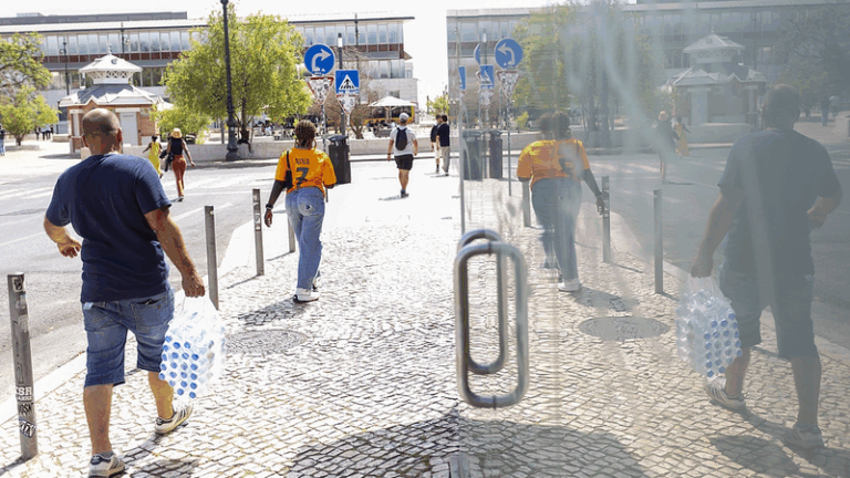 Southern_Europe_Sizzles_Under_Blistering_Heatwave