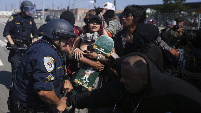 Survey Reveals 80% Criticize U.S. Immigration Policies Survey_Reveals_80__Criticize_U_S__Immigration_Policies