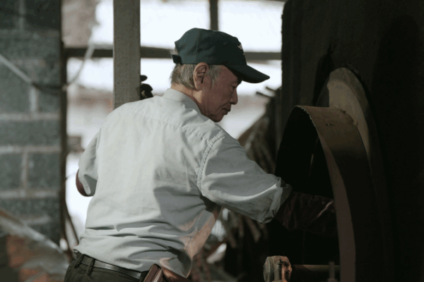 Tea_Across_the_Taiwan_Strait__A_Journey_of_Tradition___Innovation