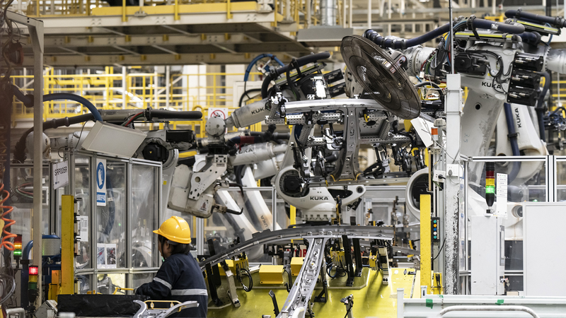 The_Chinese_Mainland_s_Industrial_Profits_Dip_1_1__in_First_5_Months