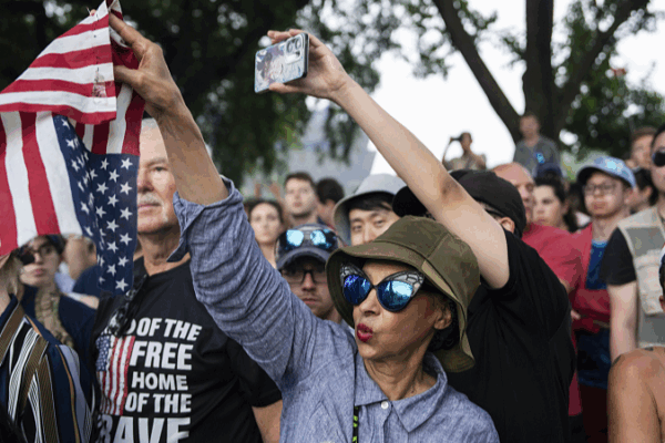 Trump’s Bold Parade: A Birthday Spectacle Amid Protests Trump_s_Bold_Parade__A_Birthday_Spectacle_Amid_Protests