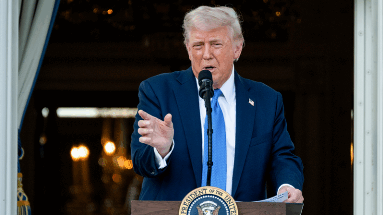 Trump_s_Travel_Ban_Shakes_Up_Global_Entry_Rules - Namaste Headlines Trump_s_Travel_Ban_Shakes_Up_Global_Entry_Rules