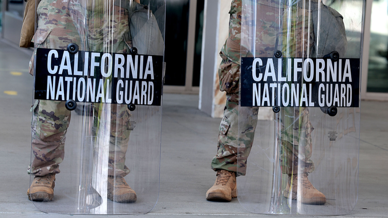 Trump_s_Troop_Tactics__U_S__Law_Explained - Namaste Headlines Trump_s_Troop_Tactics__U_S__Law_Explained