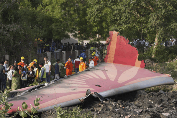 Xi Sends Heartfelt Condolence to King Charles III Over Air India Crash Xi_Sends_Heartfelt_Condolence_to_King_Charles_III_Over_Air_India_Crash