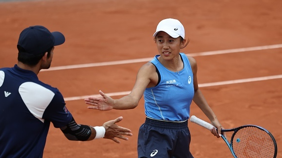 Zhang_Shuai___Arevalo_Storm_into_French_Open_QFs