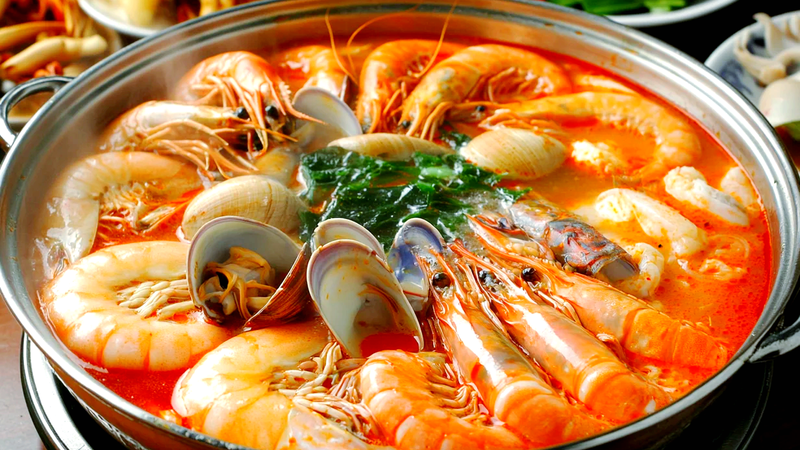 Savor Hainan’s Zaopo Vinegar Hot Pot: Bold, Tangy & Irresistible Savor Hainan’s Zaopo Vinegar Hot Pot: Bold, Tangy & Irresistible