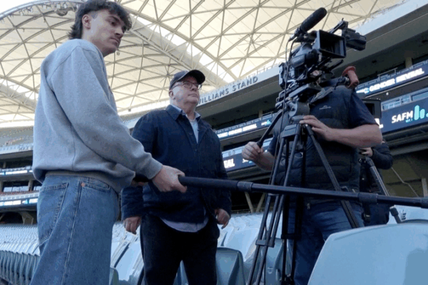 Aussie Filmmakers Pivot to Chinese Market Amid Tariff Shifts! Aussie_Filmmakers_Pivot_to_Chinese_Market_Amid_Tariff_Shifts_ video poster