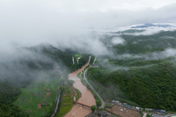 Beijing_Braces_for_Torrential_Rain__Flood_Alerts_in_Effect - Namaste Headlines Beijing_Braces_for_Torrential_Rain__Flood_Alerts_in_Effect