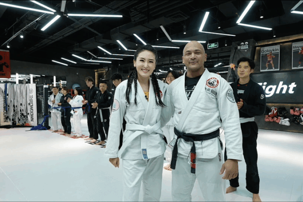 Brazilian Jiu-Jitsu Sparks Cultural Fusion in Beijing Brazilian_Jiu_Jitsu_Sparks_Cultural_Fusion_in_Beijing video poster