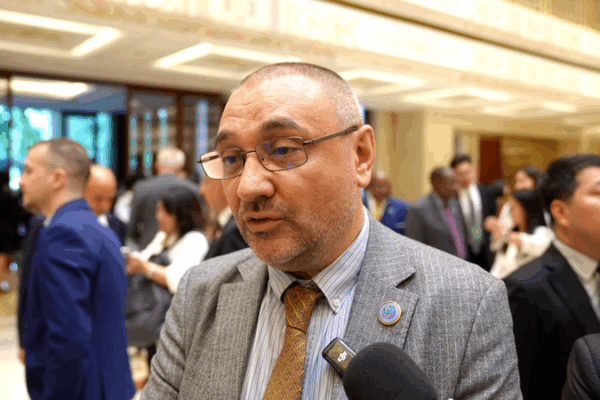 Bulgarian_Official_Urges_Peace_at_Global_Dialogue_in_Beijing video poster