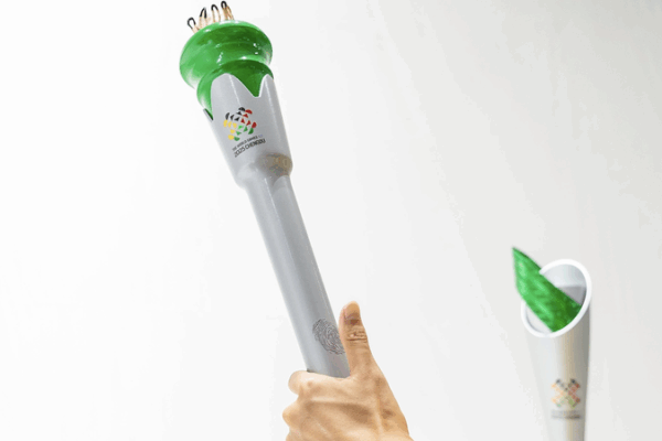 Chengdu Lights Up History with First Torch Relay Chengdu_Lights_Up_History_with_First_Torch_Relay